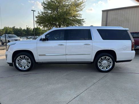 Used 2018 Cadillac Escalade ESV Platinum image 9