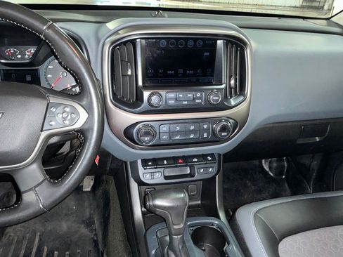Used 2018 Chevrolet Colorado Z71 image 18
