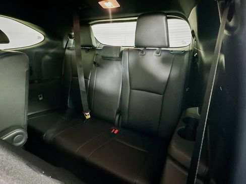 Certified 2025 Toyota Highlander XSE AWD/4WD image 28