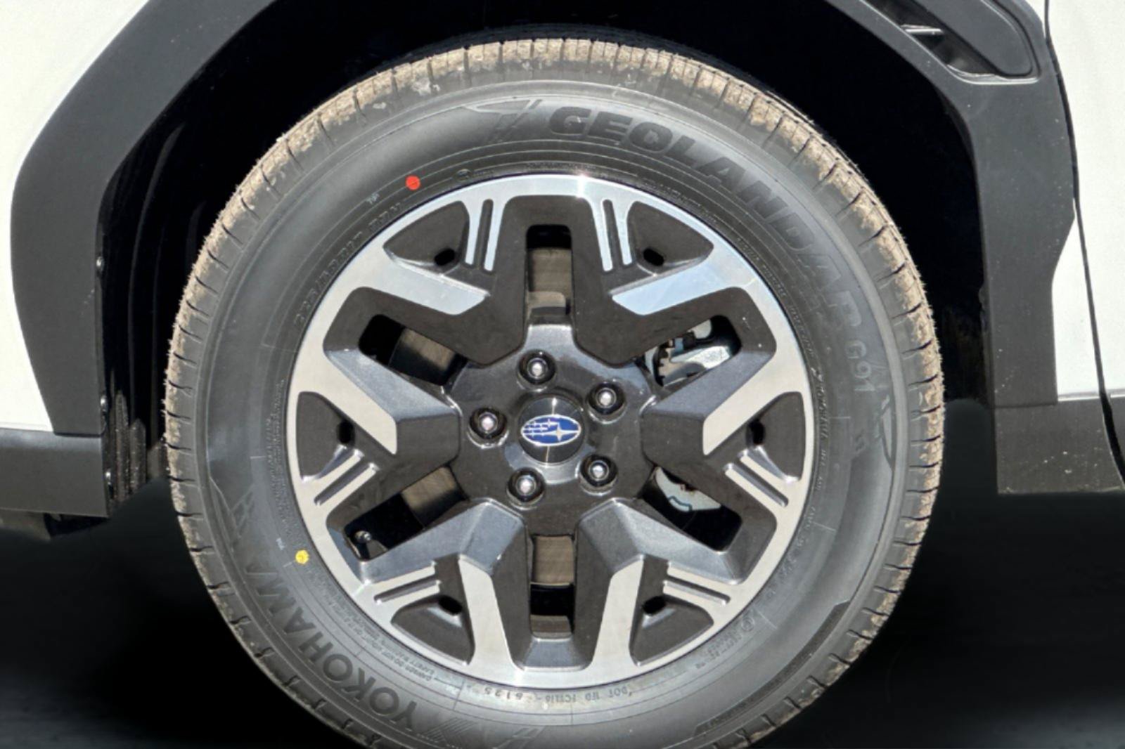 New 2026 Subaru Forester Premium AWD/4WD image 33