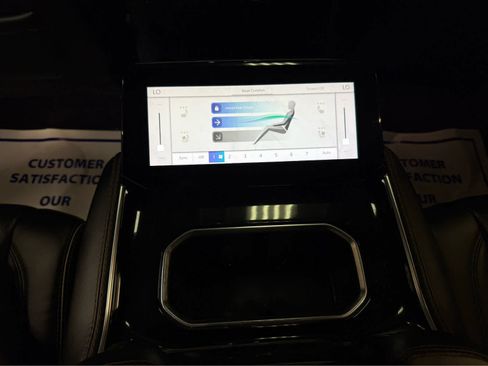 Used 2022 Jeep Grand Wagoneer Series III w/ Rear Seat Video Group 1 image 32