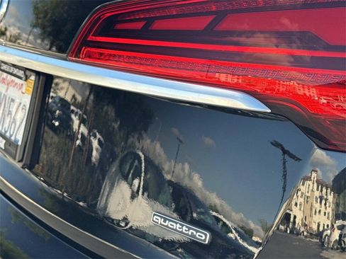 Used 2021 Audi Q5 2.0T Premium w/ Convenience Package image 19