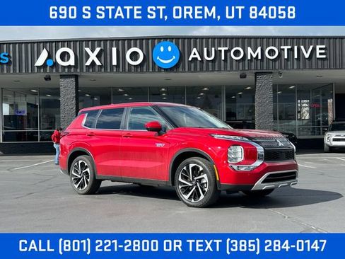 Used 2025 Mitsubishi Outlander SE AWD/4WD image 1
