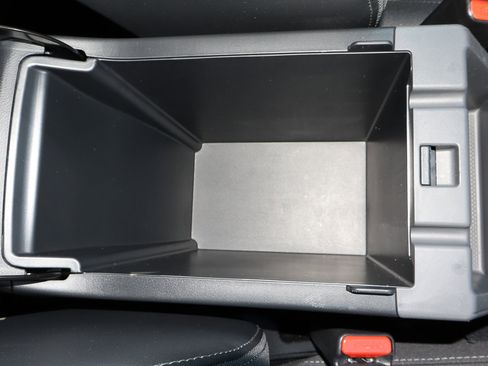 Used 2024 Subaru Crosstrek 2.0i Premium image 22