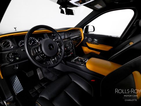 Certified 2023 Rolls-Royce Cullinan Black Badge w/ Driver's Package AWD/4WD image 13