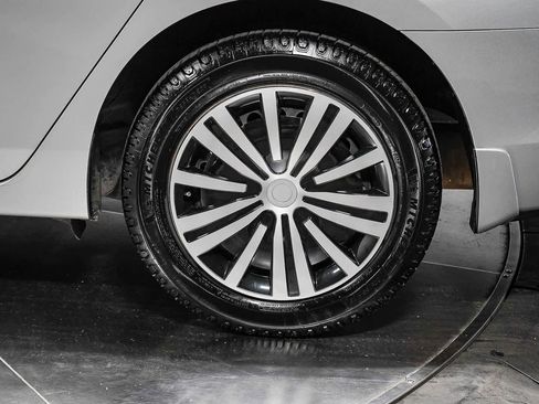 Used 2016 Nissan Sentra SV FWD image 10
