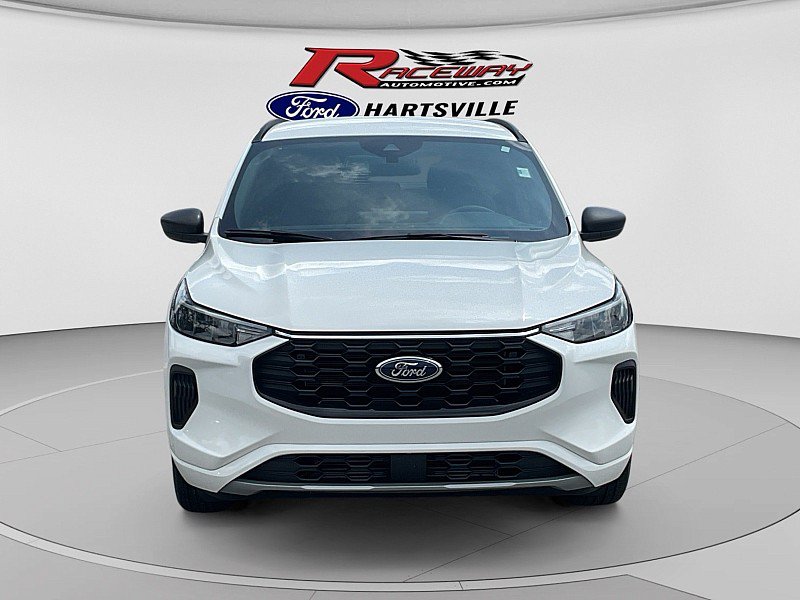 Used 2023 Ford Escape ST-Line w/ Tech Pack #1 FWD image 4