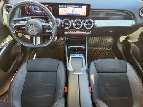 Used 2024 Mercedes-Benz GLB 250 GLB 250 image 26