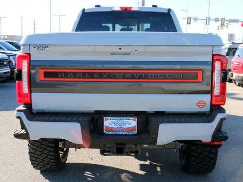 New 2026 Ford F250 Lariat w/ Black Appearance Package image 6