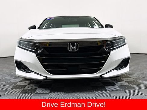 Used 2021 Honda Accord Sport image 2