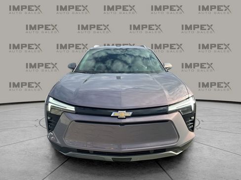 Used 2024 Chevrolet Blazer EV LT image 8