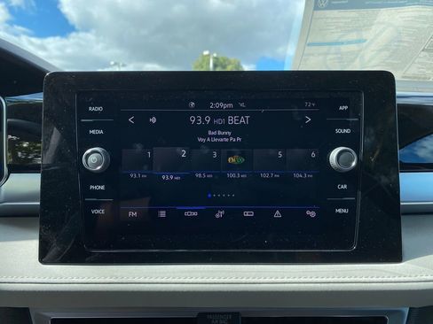 New 2026 Volkswagen Taos SE image 33