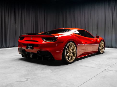 Used 2018 Ferrari 488 GTB RWD image 41