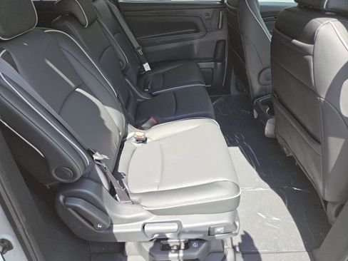 New 2026 Honda Odyssey Touring image 27