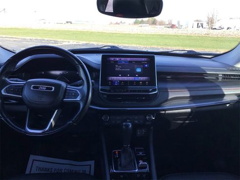 Used 2022 Jeep Compass Trailhawk w/ Trailhawk Elite Group image 21