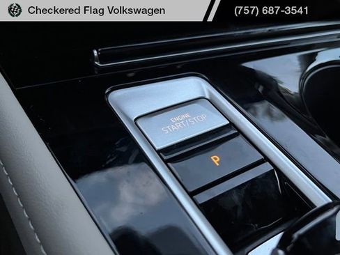 New 2026 Volkswagen Atlas SE image 43