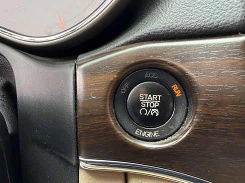 Used 2015 Jeep Grand Cherokee Limited image 28