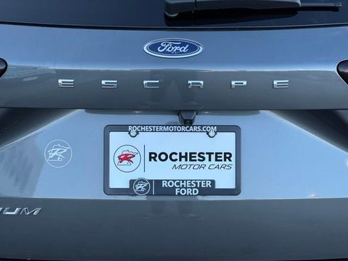 Used 2023 Ford Escape Platinum AWD/4WD image 40