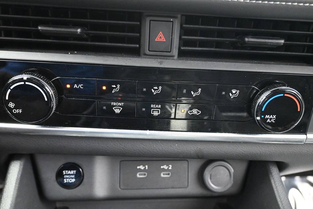 Used 2025 Nissan Rogue S AWD/4WD image 24