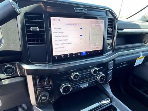 New 2026 Ford F250 Lariat w/ FX4 Off-Road Package AWD/4WD image 28