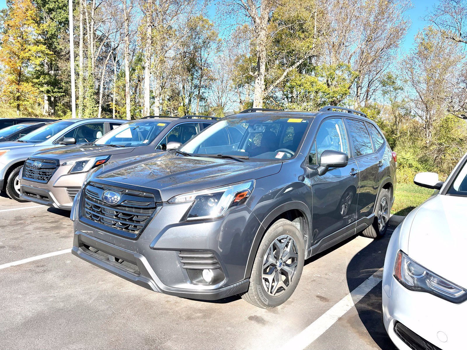 Certified 2023 Subaru Forester Premium AWD/4WD image 3
