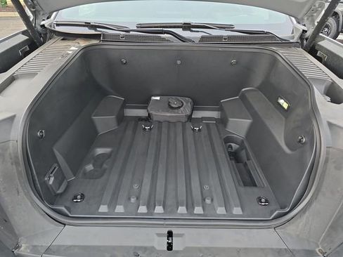 New 2024 GMC Sierra EV Denali image 30