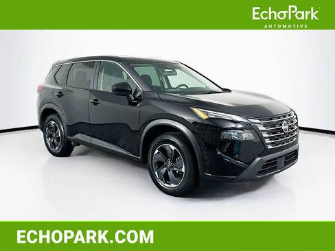 Used 2025 Nissan Rogue SV AWD/4WD image 1