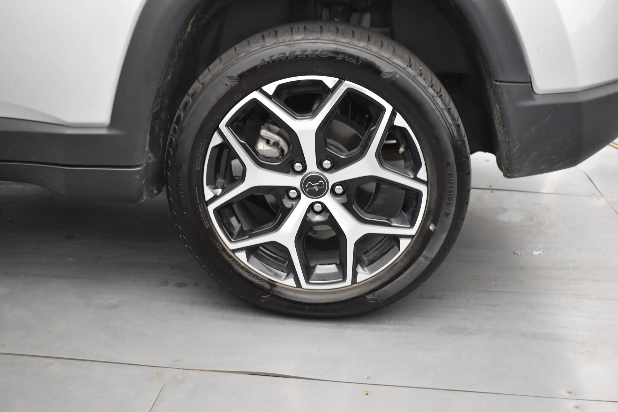 Used 2025 Jeep Compass Limited AWD/4WD image 36