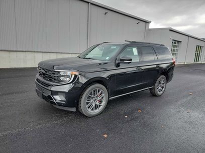 New 2025 Ford Expedition Platinum w/ Stealth Performance Package
