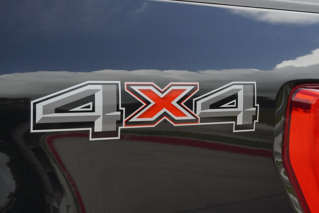 Used 2023 Ford F150 XLT AWD/4WD image 9