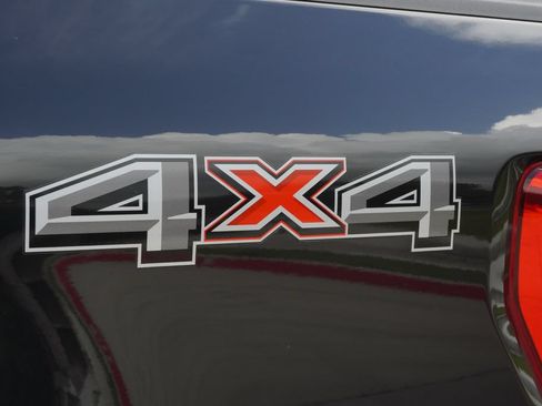 Used 2023 Ford F150 XLT AWD/4WD image 9
