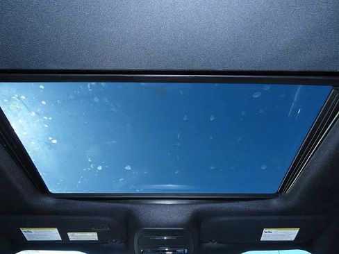 Certified 2021 Ford F150 Lariat w/ Equipment Group 502A High image 26