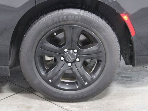Used 2022 Dodge Charger SXT RWD image 15