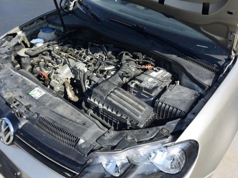 Used 2013 Volkswagen Jetta TDI image 35