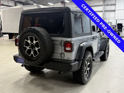 Used 2020 Jeep Wrangler Sport image 4