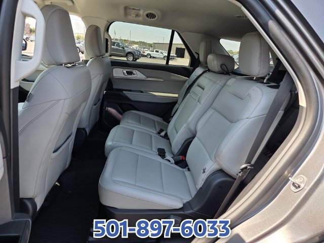 Certified 2025 Ford Explorer Active w/ Active Comfort Package AWD/4WD image 10