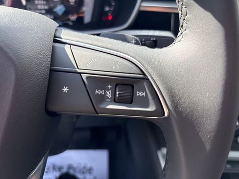 New 2025 Audi Q3 2.0T Premium image 22