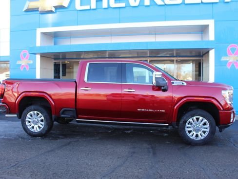 Used 2023 GMC Sierra 2500 Denali w/ Denali Ultimate Package image 2