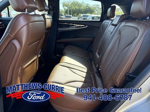 Used 2023 Lincoln Nautilus Reserve FWD image 12