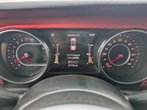 Used 2020 Jeep Gladiator Rubicon AWD/4WD image 31