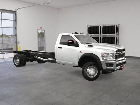 New 2023 RAM 5500 Tradesman RWD image 7