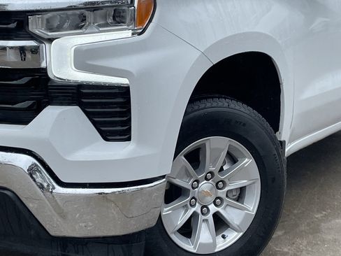 Certified 2025 Chevrolet Silverado 1500 LT image 8
