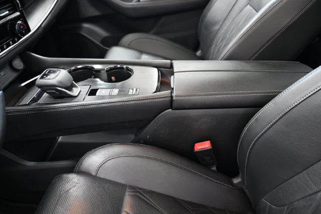 Used 2021 Nissan Rogue Platinum FWD image 23