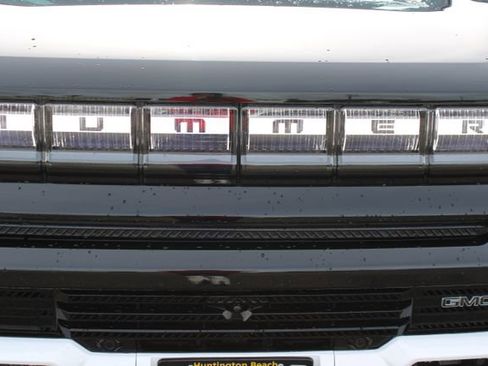 Used 2024 GMC Hummer EV 3X w/ LPO, Illumination Package image 14