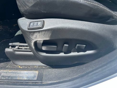 Used 2015 Cadillac SRX Luxury AWD/4WD image 25