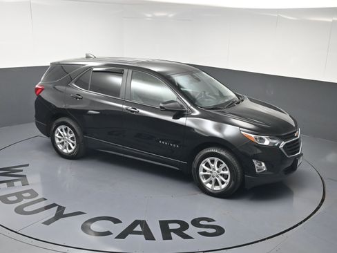 Used 2020 Chevrolet Equinox LS w/ LS Convenience Package AWD/4WD image 30