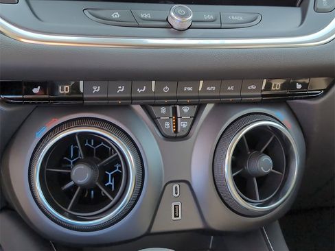 New 2026 Chevrolet Blazer LT image 16