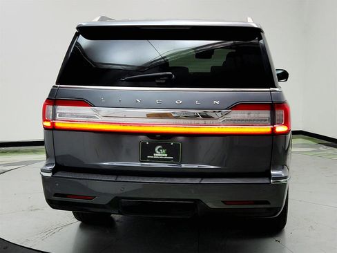 Used 2021 Lincoln Navigator L Reserve w/ Luxury Package image 6