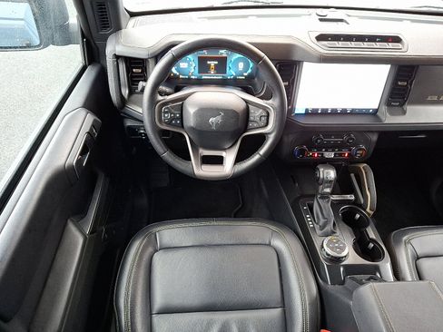 Certified 2025 Ford Bronco Badlands image 12