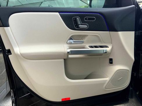 New 2025 Mercedes-Benz GLB 250 GLB 250 image 15